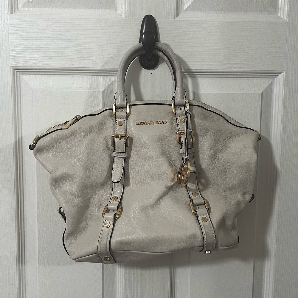 Michael Kors Belted Bedford (Medium) Bag